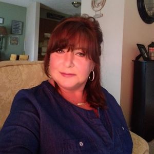 Meet your Posher, Vickie